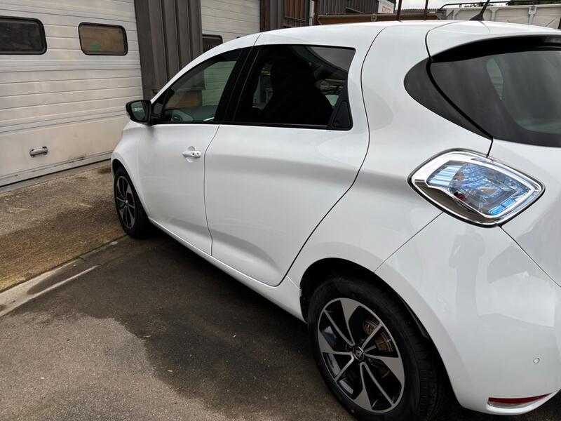 RENAULT ZOE