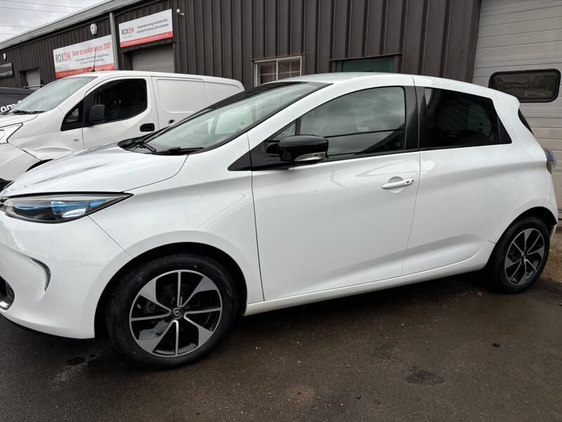 RENAULT ZOE