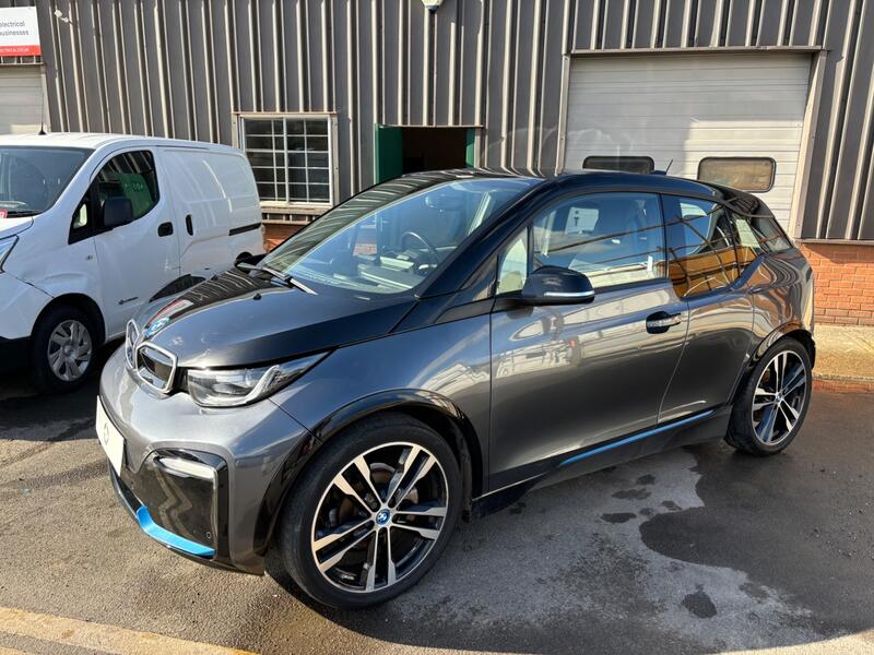 BMW I3